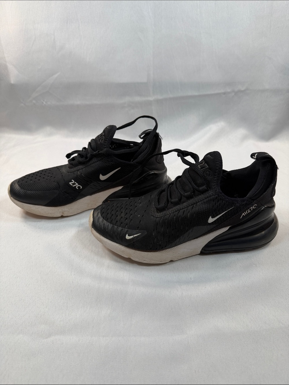 Nike Air Max 270 Black White Anthracite Kids Size 4Y 943345-001